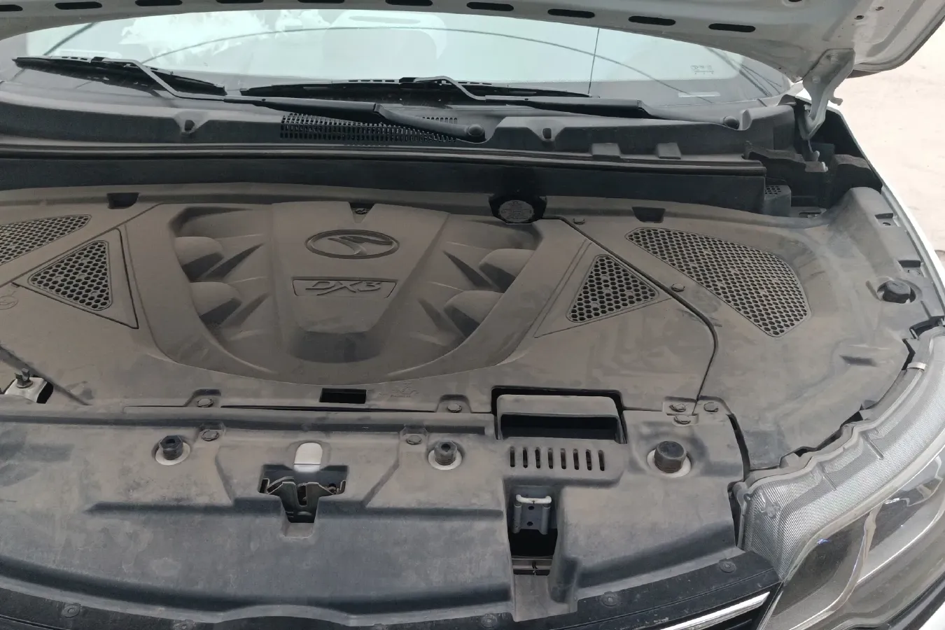 2019 Soueast DX3 1.5L 120HP L4 5MT,autocango,china used car exporter,china ev exporter,chinese used car exporter,chinese used ev exporter