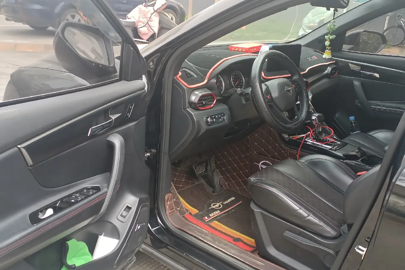 2019 HaiMa 8S 1.6T 195HP L4 6AT,autocango,china used car exporter,china ev exporter,chinese used car exporter,chinese used ev exporter