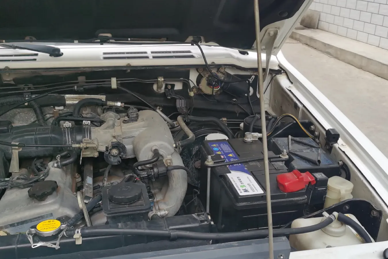 2013 Leopaard Black King Kong 2.2L 129HP L4 5MT,autocango,china used car exporter,china ev exporter,chinese used car exporter,chinese used ev exporter