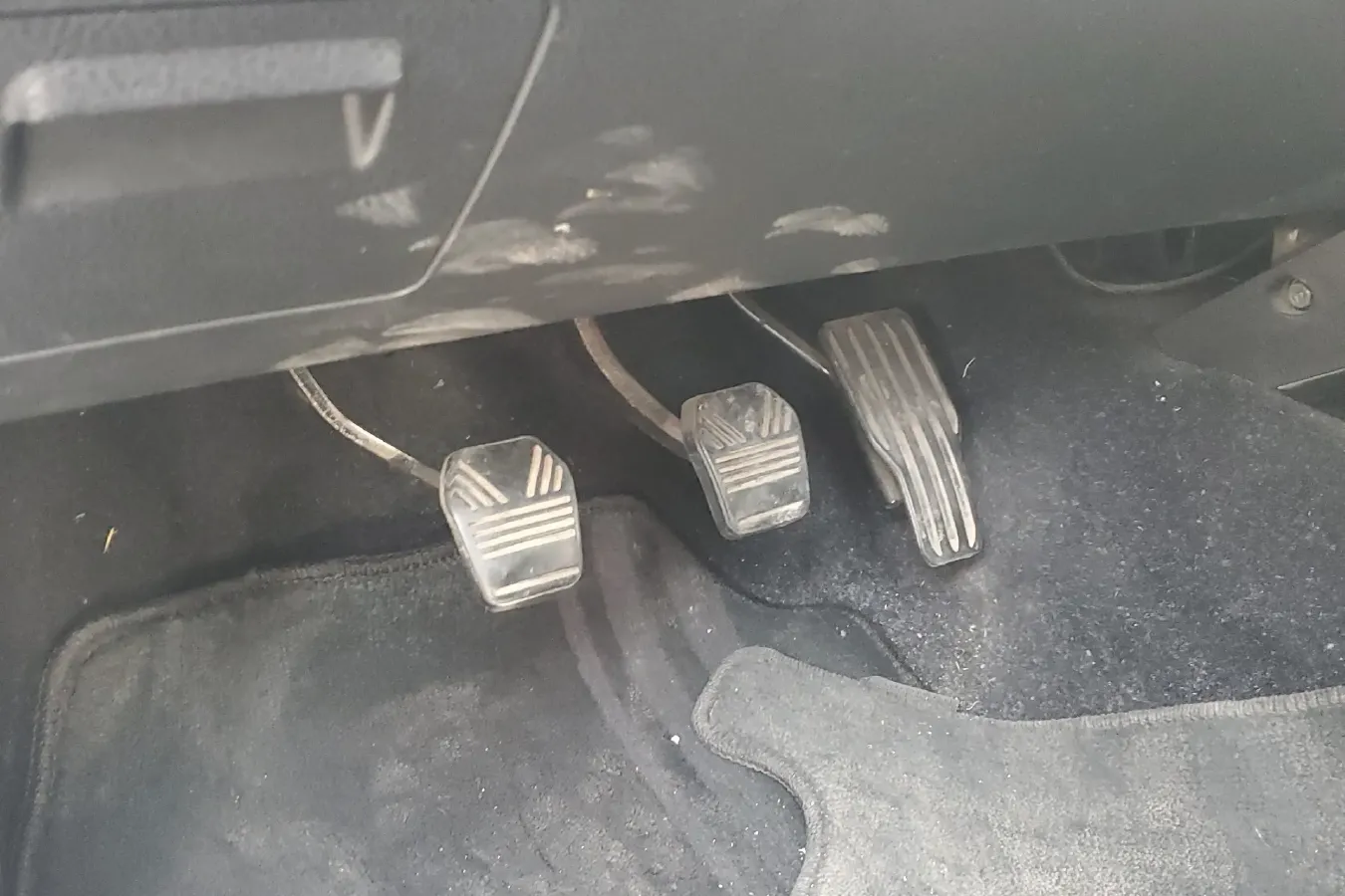 2014 Landwind X8 2.0L 133HP L4 5MT,autocango,china used car exporter,china ev exporter,chinese used car exporter,chinese used ev exporter