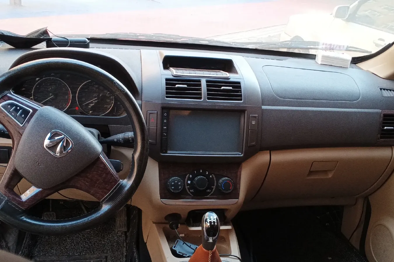 2015 BAIC WeiWang M30 1.5L 116HP L4 5MT,autocango,china used car exporter,china ev exporter,chinese used car exporter,chinese used ev exporter