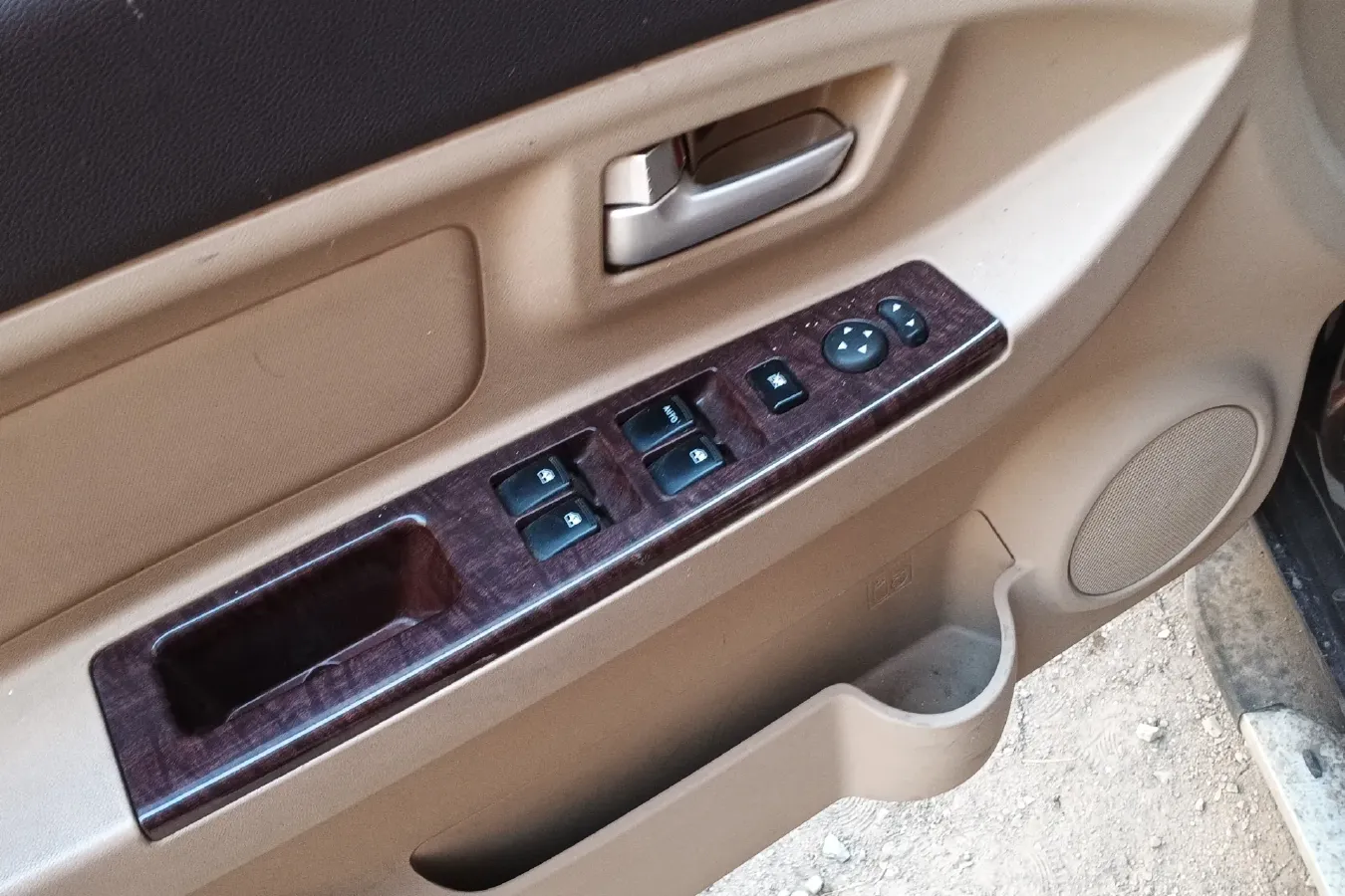 2015 BAIC WeiWang M30 1.5L 116HP L4 5MT,autocango,china used car exporter,china ev exporter,chinese used car exporter,chinese used ev exporter