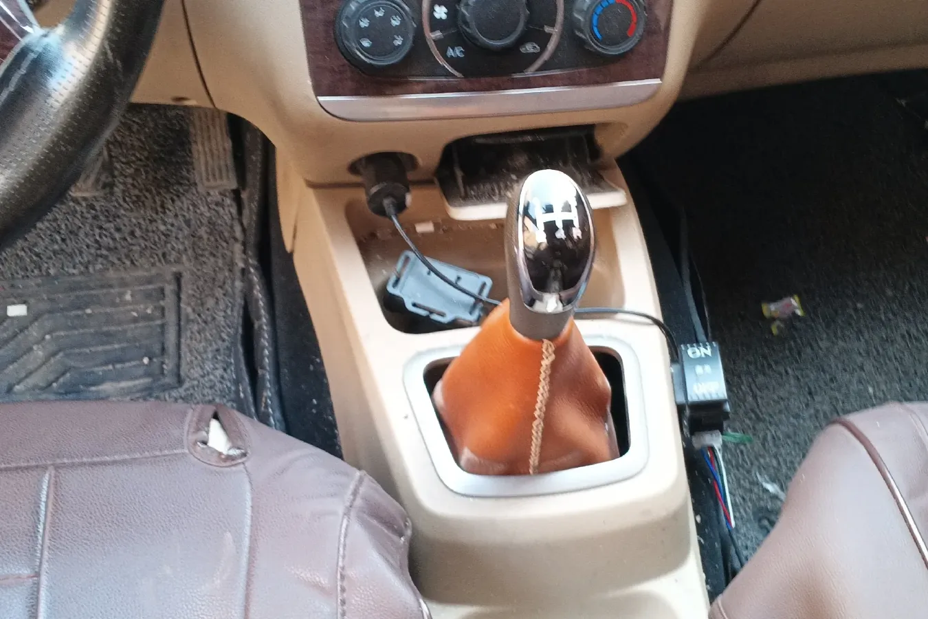 2015 BAIC WeiWang M30 1.5L 116HP L4 5MT,autocango,china used car exporter,china ev exporter,chinese used car exporter,chinese used ev exporter