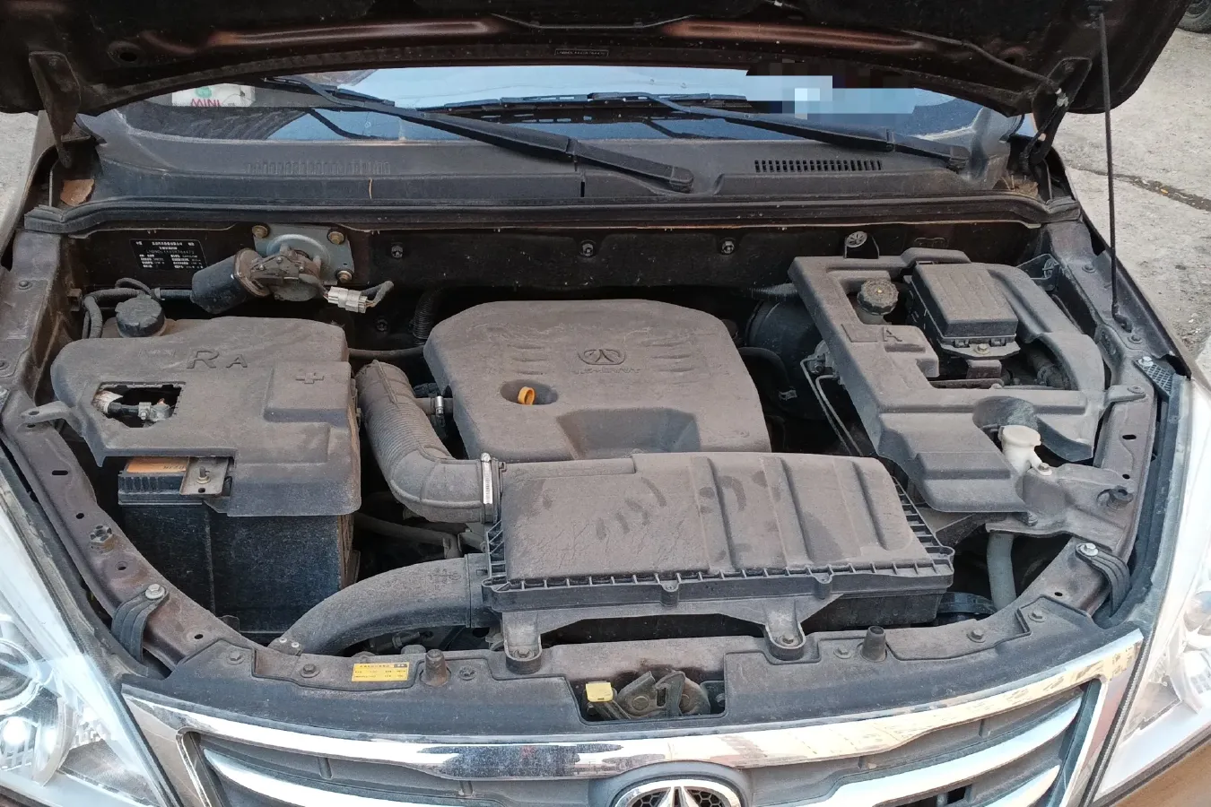 2015 BAIC WeiWang M30 1.5L 116HP L4 5MT,autocango,china used car exporter,china ev exporter,chinese used car exporter,chinese used ev exporter