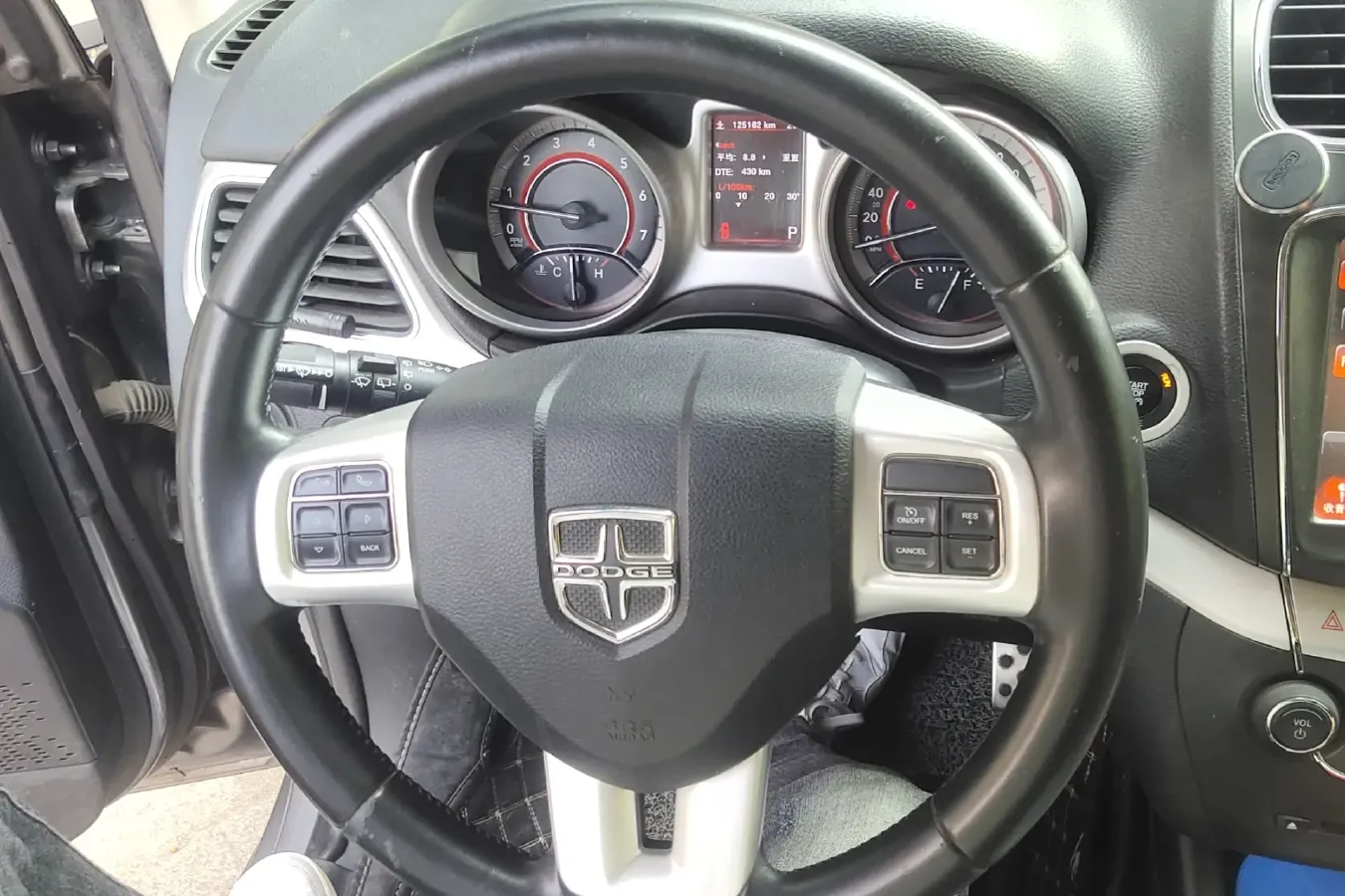 2013 Dodge JCUV 2.4L 170HP L4 6AT,autocango,china used car exporter,china ev exporter,chinese used car exporter,chinese used ev exporter