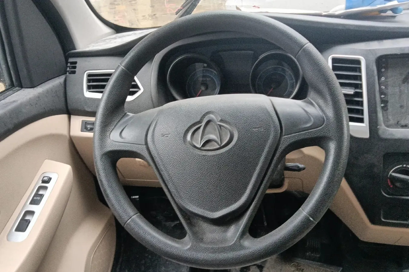 2021 ChangAn KuaYue New Leopard T3 1.6L 122HP L4 5MT,autocango,china used car exporter,china ev exporter,chinese used car exporter,chinese used ev exporter