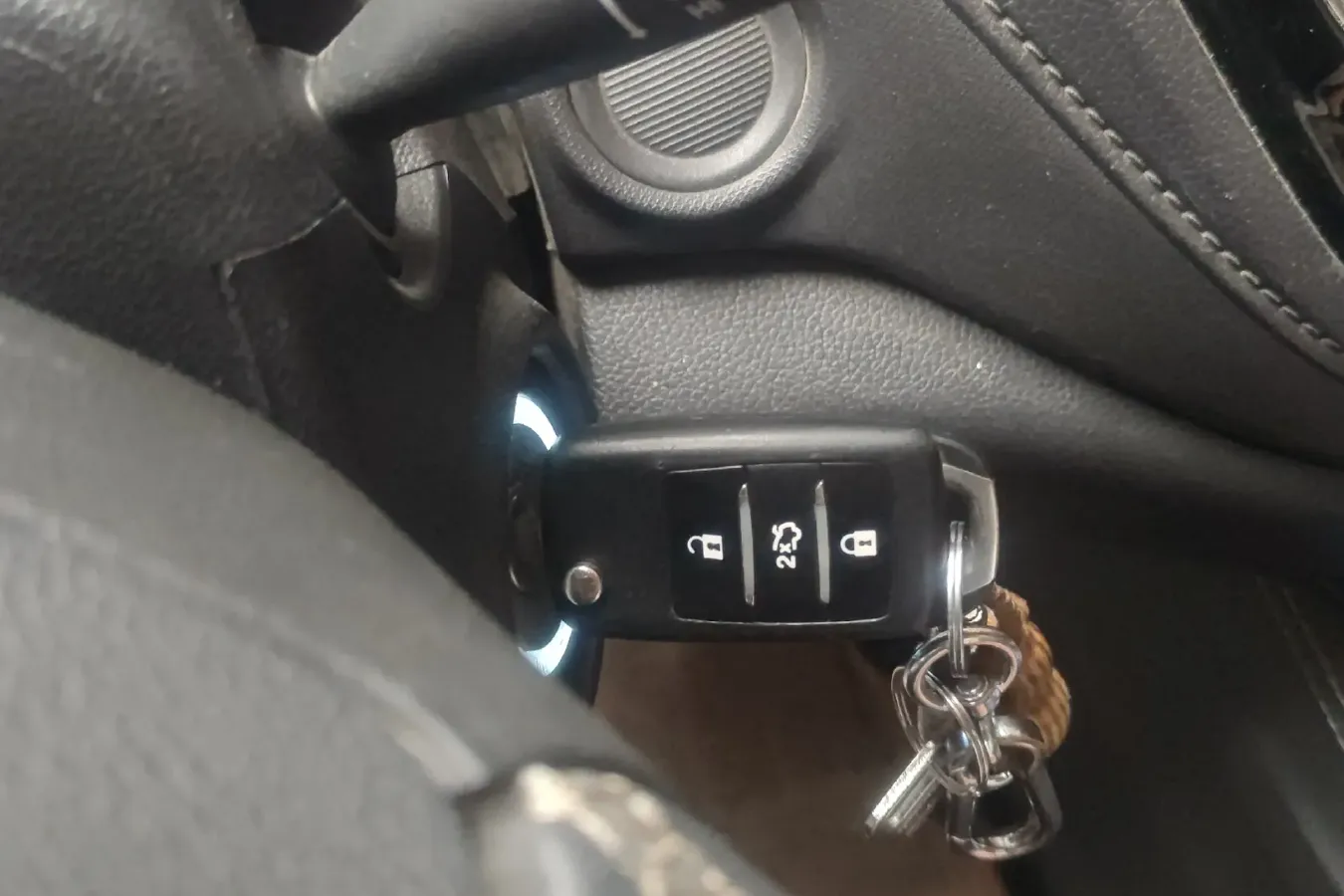 2019 ChangAn Oshan A800 1.6L 125HP L4 5MT,autocango,china used car exporter,china ev exporter,chinese used car exporter,chinese used ev exporter