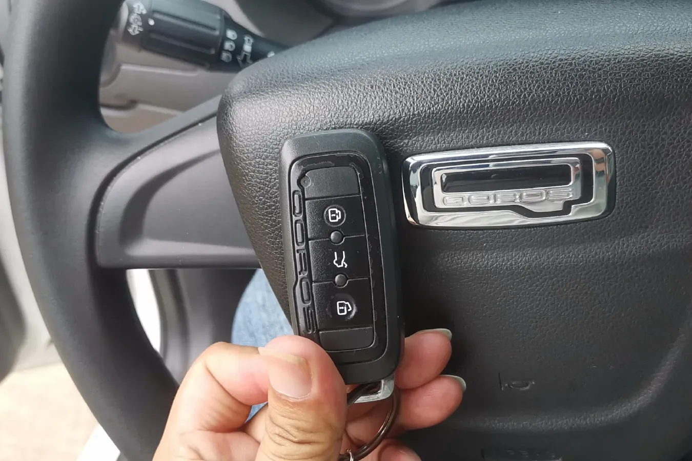 2021 Qoros 3 1.5T 156HP L4 CVT,autocango,china used car exporter,china ev exporter,chinese used car exporter,chinese used ev exporter