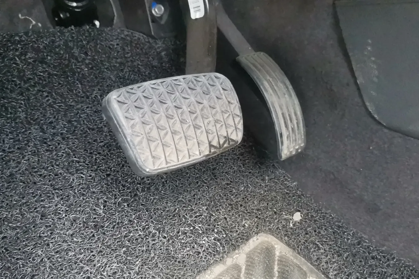 2021 Qoros 3 1.5T 156HP L4 CVT,autocango,china used car exporter,china ev exporter,chinese used car exporter,chinese used ev exporter