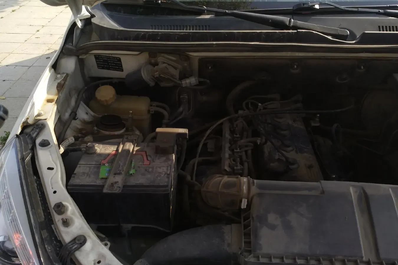 2014 BAIC WeiWang M20 1.5L 102HP L4 5MT,autocango,china used car exporter,china ev exporter,chinese used car exporter,chinese used ev exporter