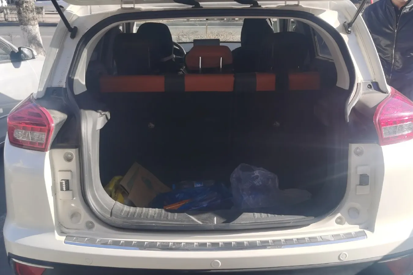 2016 BeiJing Auto Senova X35 1.5L 116HP L4 5MT,autocango,china used car exporter,china ev exporter,chinese used car exporter,chinese used ev exporter