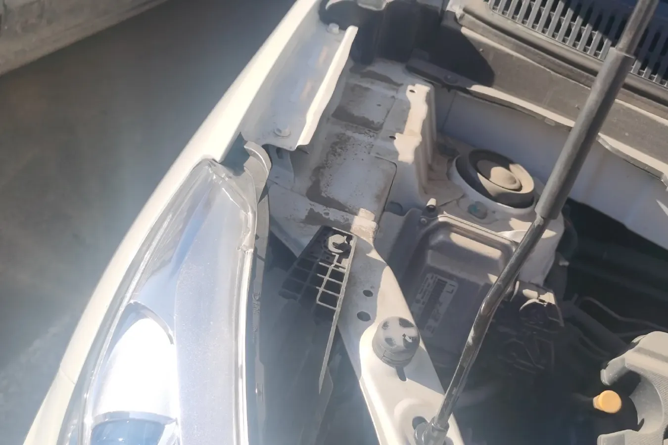 2016 BeiJing Auto Senova X35 1.5L 116HP L4 5MT,autocango,china used car exporter,china ev exporter,chinese used car exporter,chinese used ev exporter