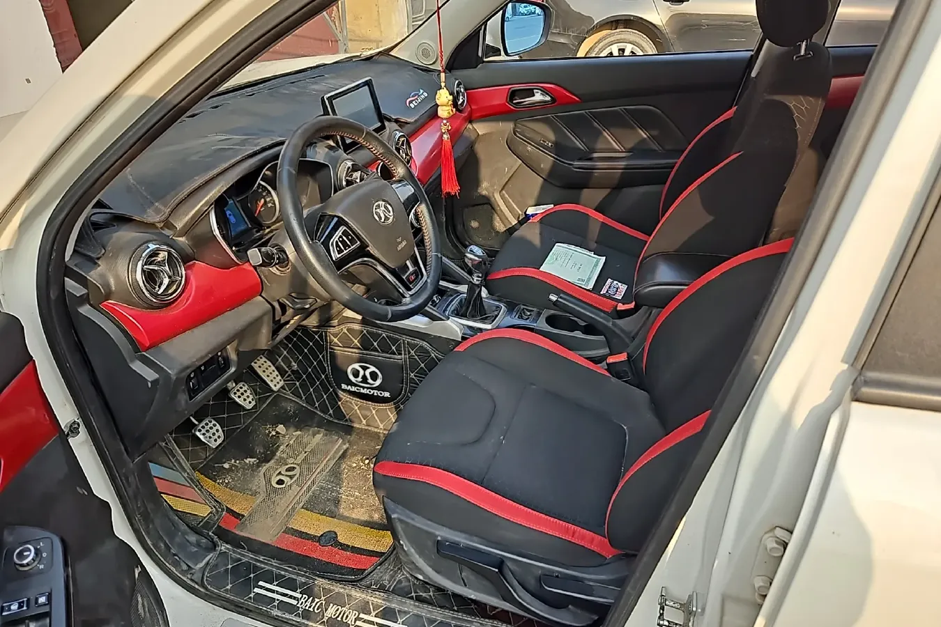 2016 BeiJing Auto Senova X35 1.5L 116HP L4 5MT,autocango,china used car exporter,china ev exporter,chinese used car exporter,chinese used ev exporter