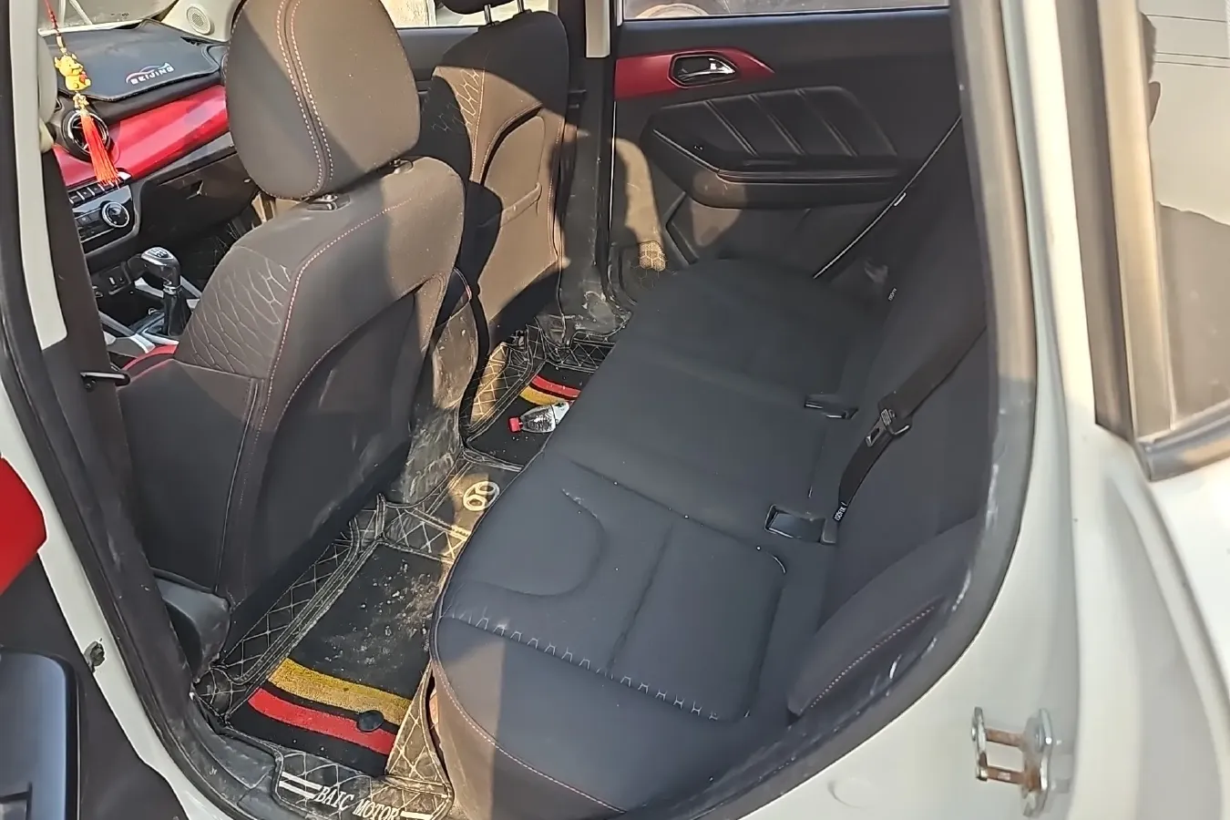 2016 BeiJing Auto Senova X35 1.5L 116HP L4 5MT,autocango,china used car exporter,china ev exporter,chinese used car exporter,chinese used ev exporter