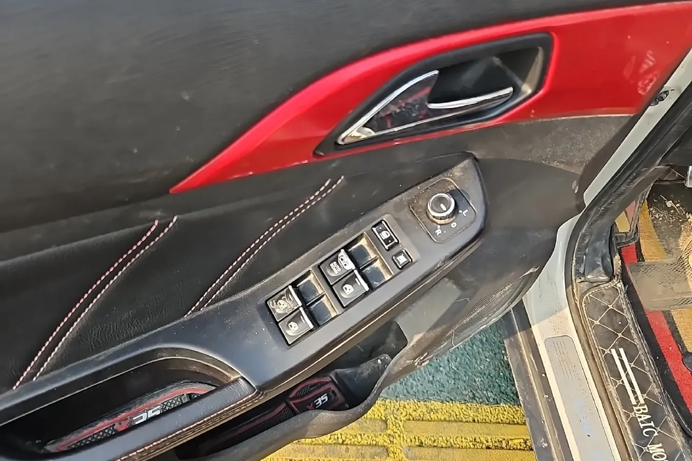 2016 BeiJing Auto Senova X35 1.5L 116HP L4 5MT,autocango,china used car exporter,china ev exporter,chinese used car exporter,chinese used ev exporter