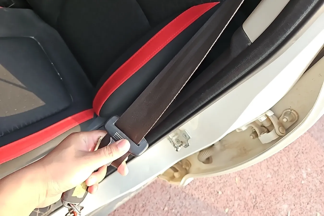 2016 BeiJing Auto Senova X35 1.5L 116HP L4 5MT,autocango,china used car exporter,china ev exporter,chinese used car exporter,chinese used ev exporter