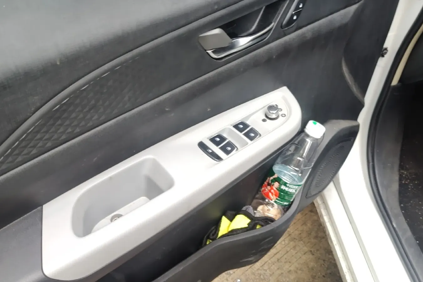 2023 DongFeng Aeolus E70 BEV 47.5KWH,autocango,china used car exporter,china ev exporter,chinese used car exporter,chinese used ev exporter