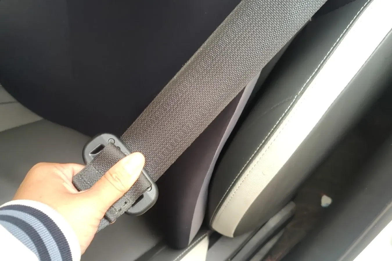 2023 DongFeng Aeolus E70 BEV 47.5KWH,autocango,china used car exporter,china ev exporter,chinese used car exporter,chinese used ev exporter