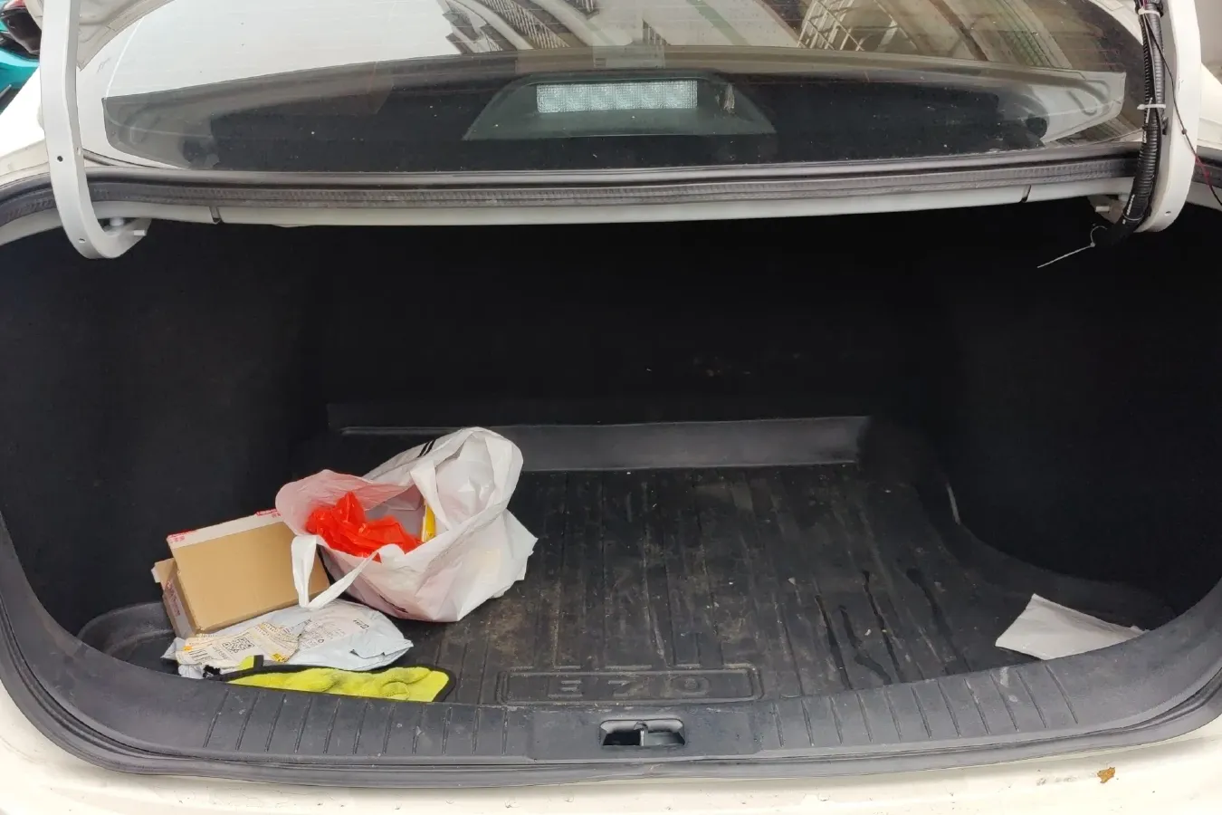 2023 DongFeng Aeolus E70 BEV 47.5KWH,autocango,china used car exporter,china ev exporter,chinese used car exporter,chinese used ev exporter