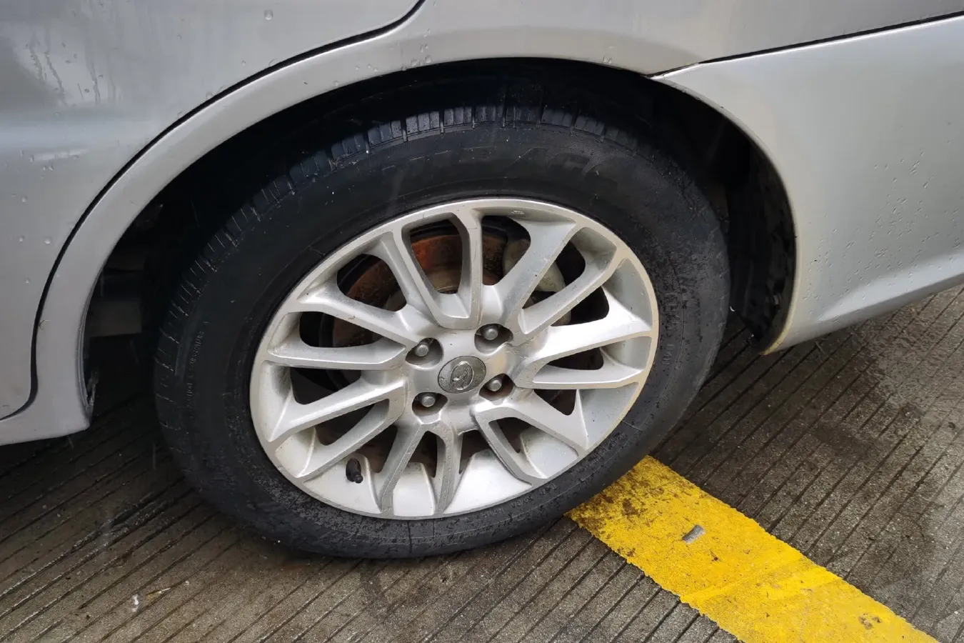 2015 Soueast V3 1.5L 120HP L4 5MT,autocango,china used car exporter,china ev exporter,chinese used car exporter,chinese used ev exporter