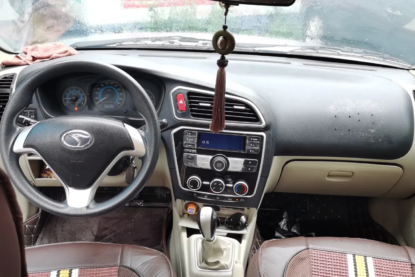 2015 Soueast V3 1.5L 120HP L4 5MT,autocango,china used car exporter,china ev exporter,chinese used car exporter,chinese used ev exporter