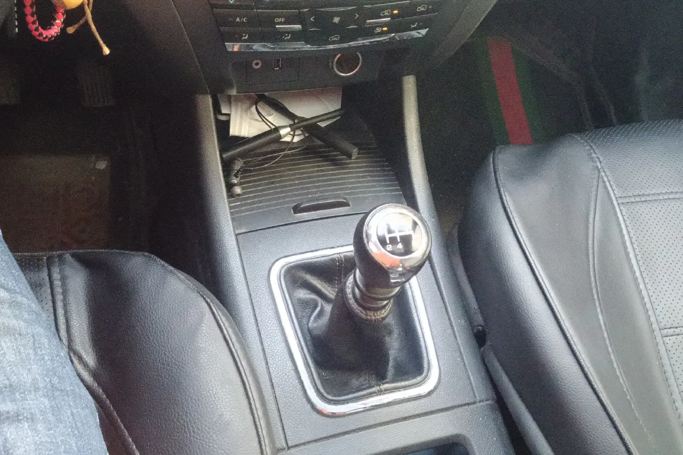 2015 BeiJing Auto Senova X65 2.0T 177HP L4 5MT,autocango,china used car exporter,china ev exporter,chinese used car exporter,chinese used ev exporter