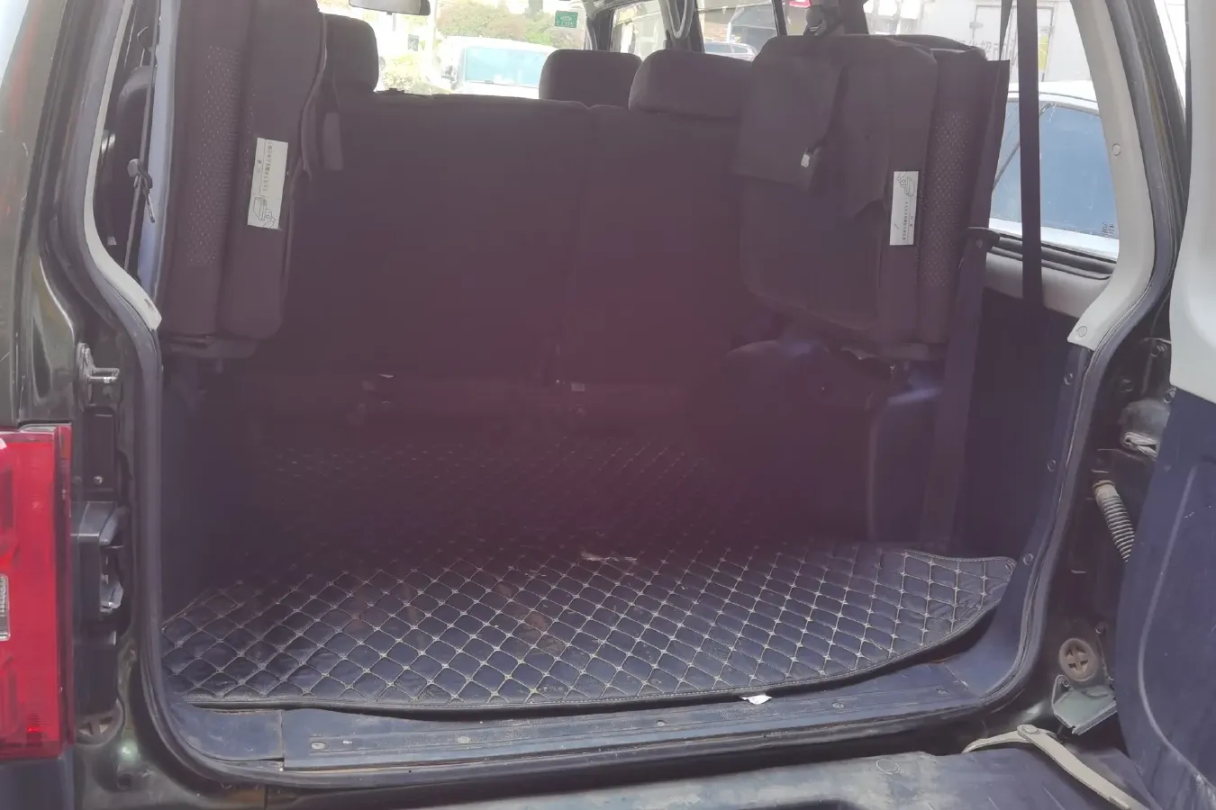 2015 Leopaard Q6 2.4L 147HP L4 5MT,autocango,china used car exporter,china ev exporter,chinese used car exporter,chinese used ev exporter