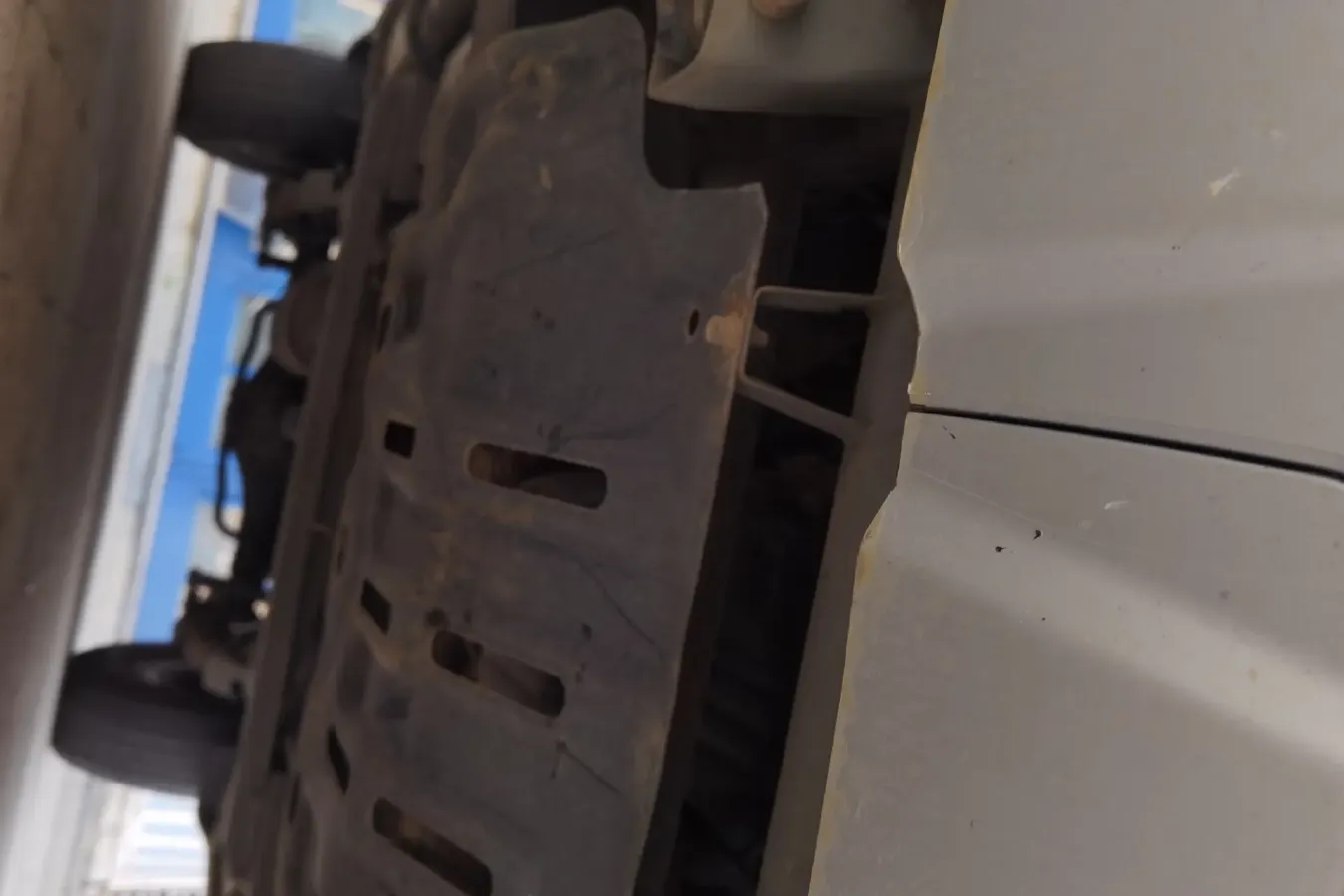 2015 Leopaard Q6 2.4L 147HP L4 5MT,autocango,china used car exporter,china ev exporter,chinese used car exporter,chinese used ev exporter