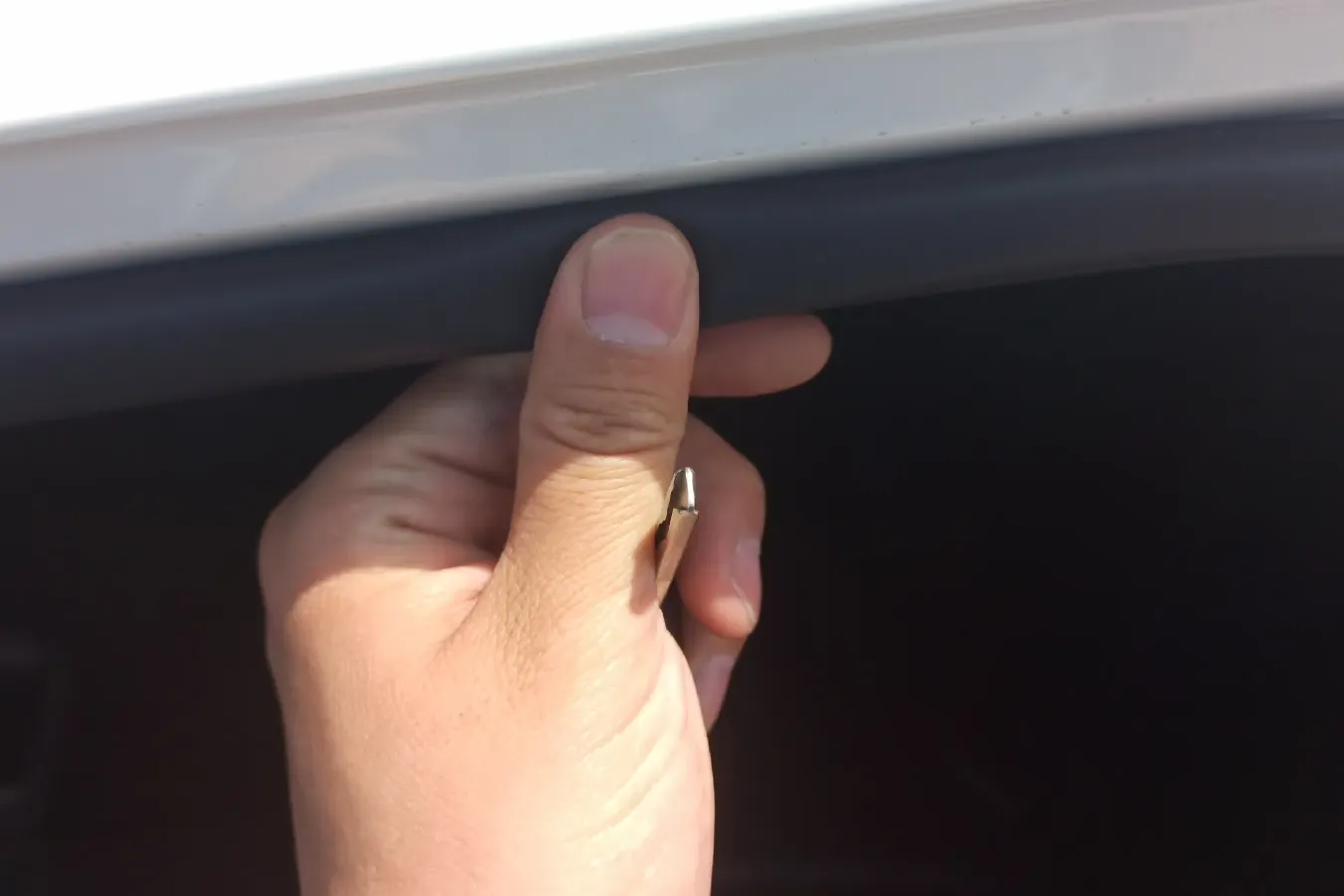 2020 BaoJun RC-5 1.5L 99HP L4 6MT,autocango,china used car exporter,china ev exporter,chinese used car exporter,chinese used ev exporter