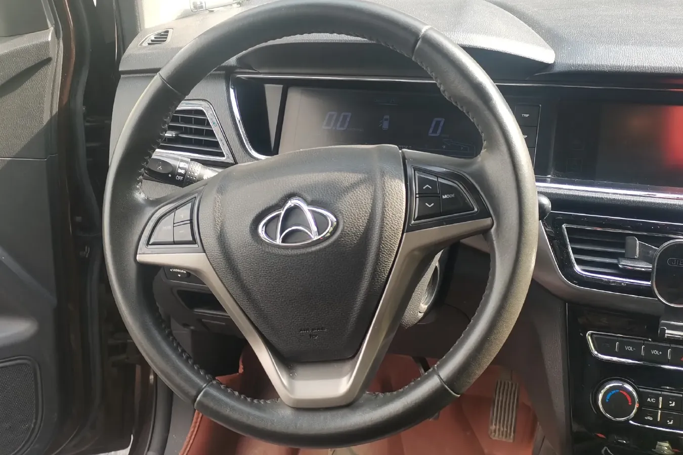 2016 ChangAn Kaicene A600 1.5L 114HP L4 5MT,autocango,china used car exporter,china ev exporter,chinese used car exporter,chinese used ev exporter