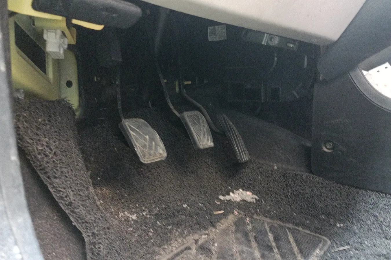 2012 ChangAn BenBen MINI 1.0L 69HP L4 5MT,autocango,china used car exporter,china ev exporter,chinese used car exporter,chinese used ev exporter