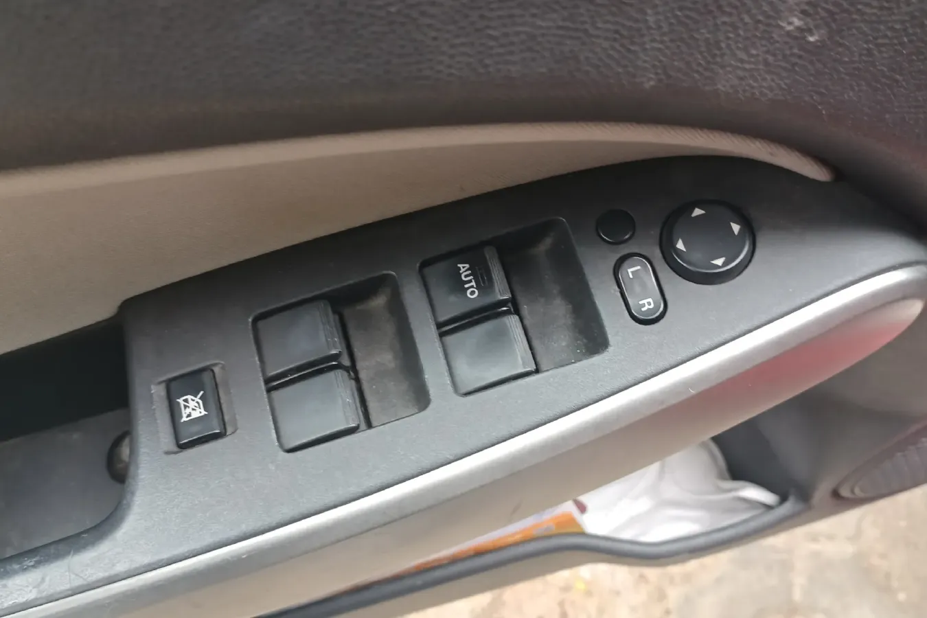 2009 Mazda 2 1.5L 103HP L4 5MT,autocango,china used car exporter,china ev exporter,chinese used car exporter,chinese used ev exporter