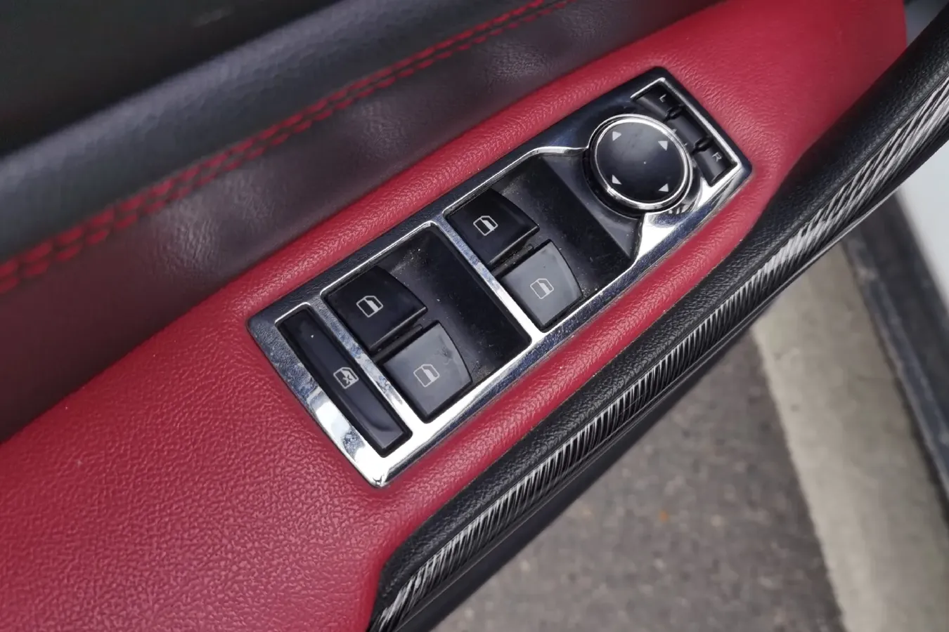 2017 Leopaard CS9 1.5L 113HP L4 CVT,autocango,china used car exporter,china ev exporter,chinese used car exporter,chinese used ev exporter