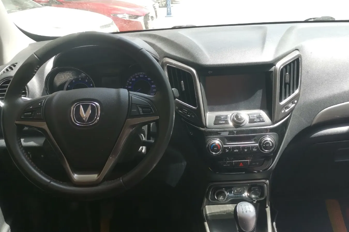 2016 ChangAn CS15 1.5L 107HP L4 5MT,autocango,china used car exporter,china ev exporter,chinese used car exporter,chinese used ev exporter