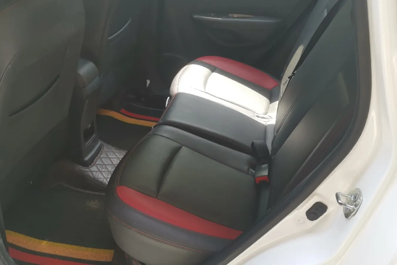 2016 ChangAn CS15 1.5L 107HP L4 5MT,autocango,china used car exporter,china ev exporter,chinese used car exporter,chinese used ev exporter