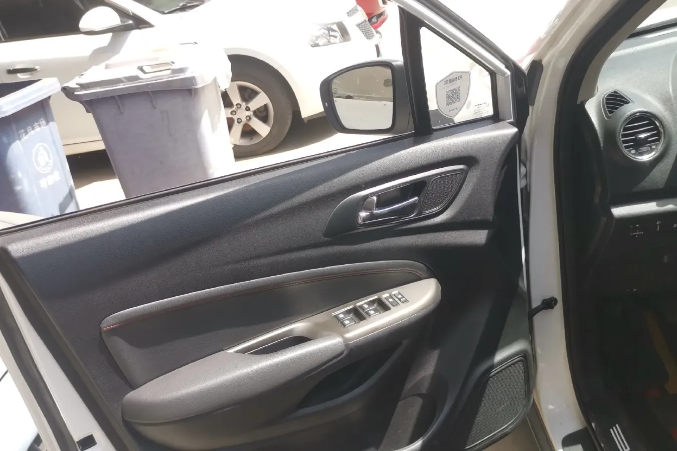 2016 ChangAn CS15 1.5L 107HP L4 5MT,autocango,china used car exporter,china ev exporter,chinese used car exporter,chinese used ev exporter