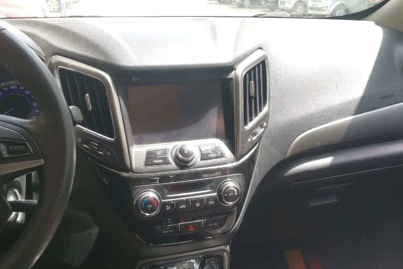 2016 ChangAn CS15 1.5L 107HP L4 5MT,autocango,china used car exporter,china ev exporter,chinese used car exporter,chinese used ev exporter