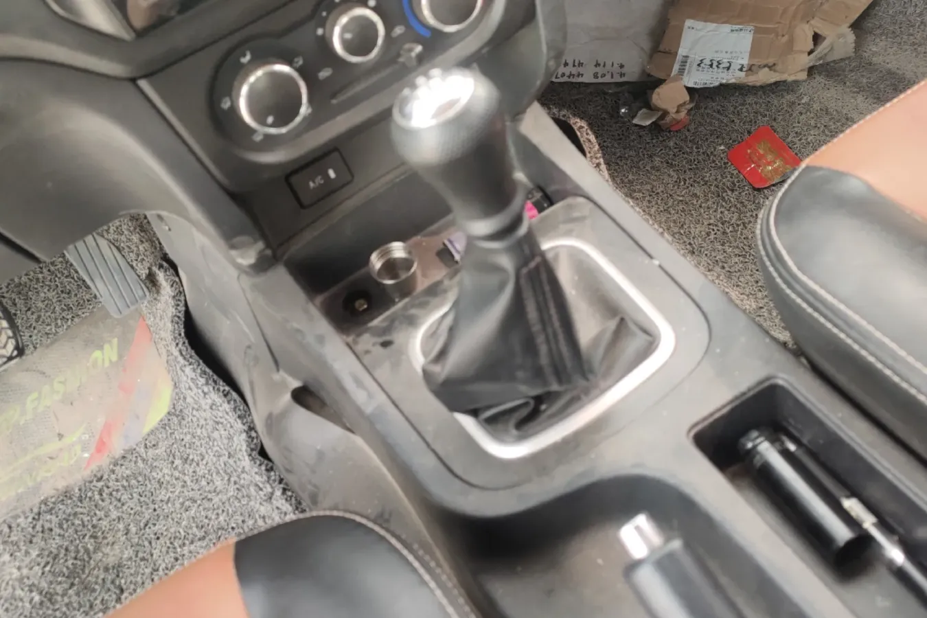 2018 ChangAn Kaicene ShenQi F30 1.5L 112HP L4 5MT,autocango,china used car exporter,china ev exporter,chinese used car exporter,chinese used ev exporter