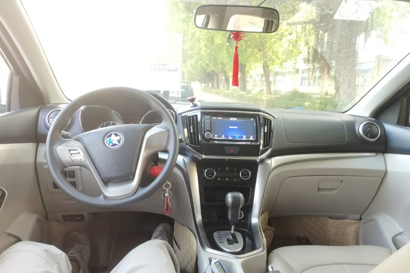 2016 Venucia T70 2.0L 144HP L4 CVT,autocango,china used car exporter,china ev exporter,chinese used car exporter,chinese used ev exporter