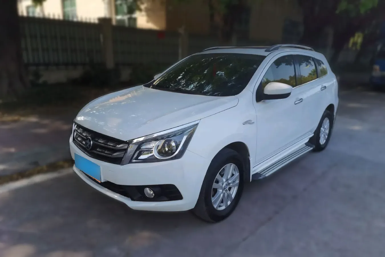 2016 Venucia T70 2.0L 144HP L4 CVT,autocango,china used car exporter,china ev exporter,chinese used car exporter,chinese used ev exporter