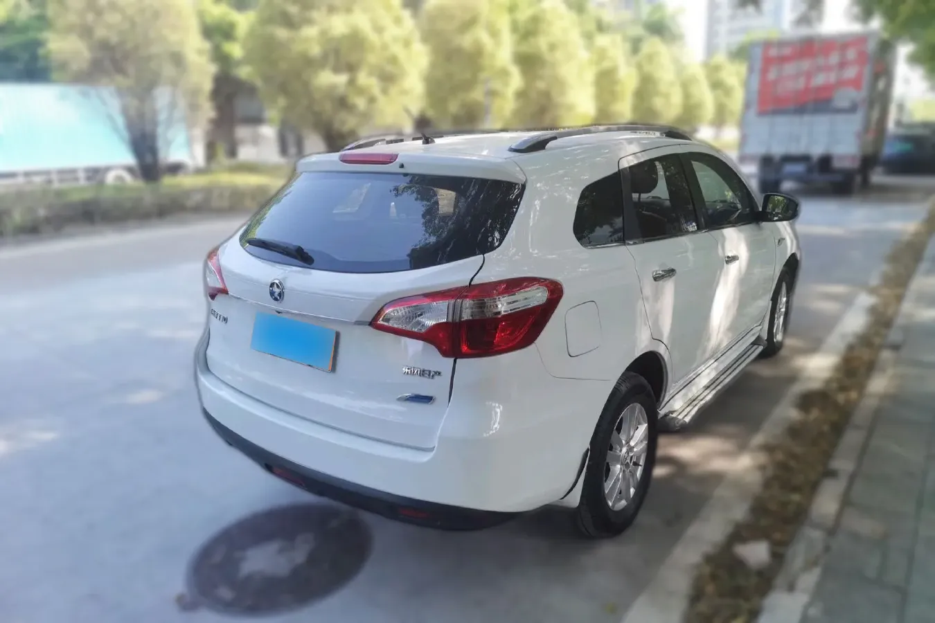 2016 Venucia T70 2.0L 144HP L4 CVT,autocango,china used car exporter,china ev exporter,chinese used car exporter,chinese used ev exporter