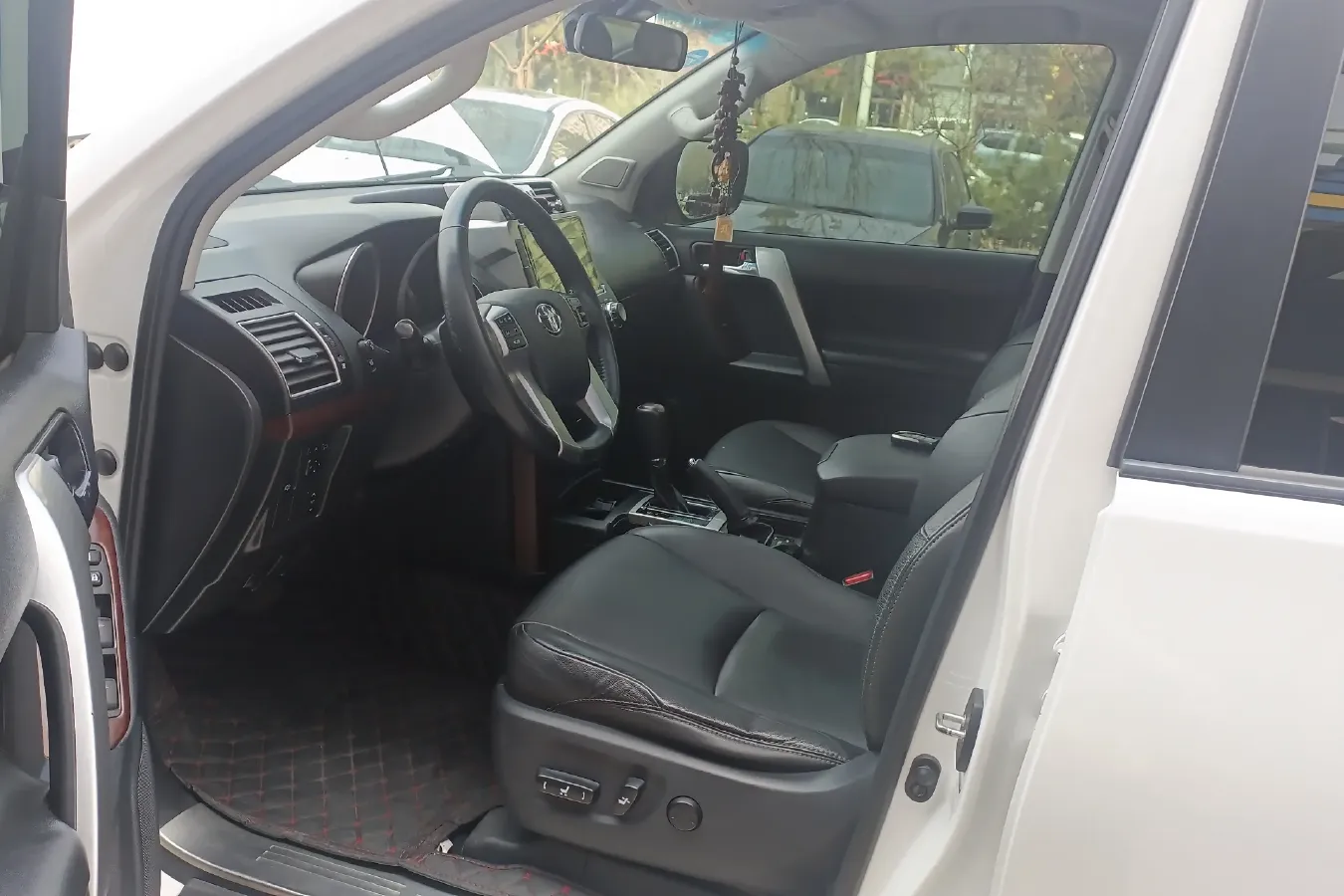 2014 Toyota Land Cruiser Prado 4.0L 275HP V6 5AT,autocango,china used car exporter,china ev exporter,chinese used car exporter,chinese used ev exporter