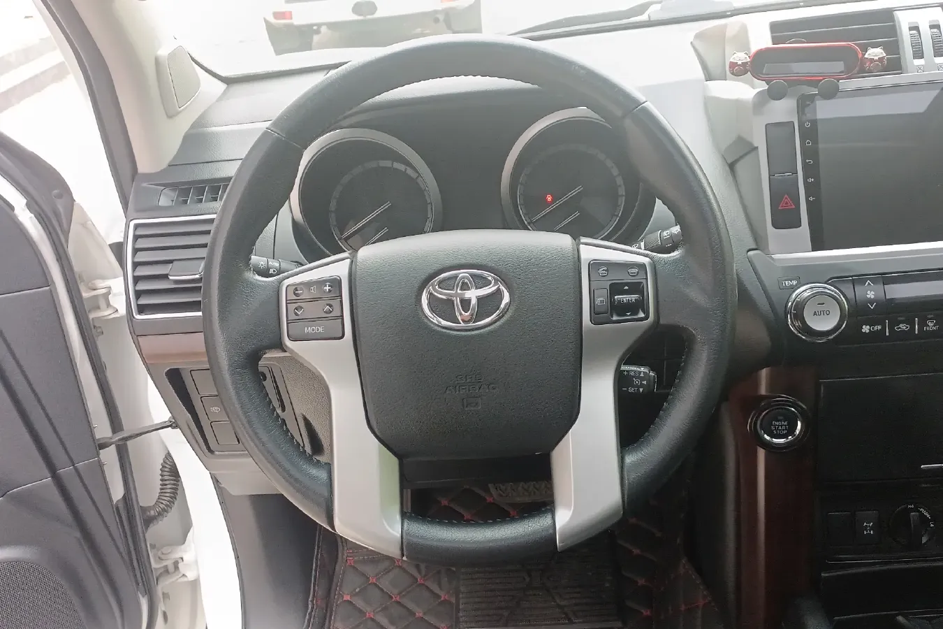 2014 Toyota Land Cruiser Prado 4.0L 275HP V6 5AT,autocango,china used car exporter,china ev exporter,chinese used car exporter,chinese used ev exporter