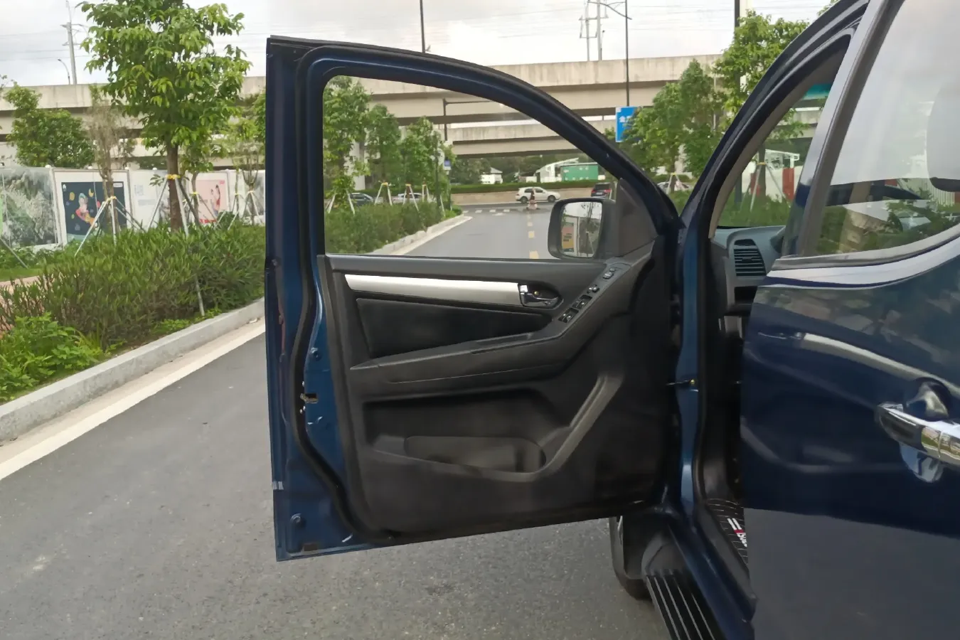 2018 Isuzu Taga 3.0T 131HP L4 5MT,autocango,china used car exporter,china ev exporter,chinese used car exporter,chinese used ev exporter