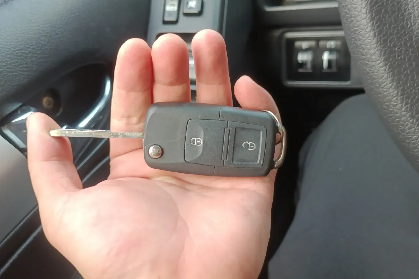 2018 Isuzu Taga 3.0T 131HP L4 5MT,autocango,china used car exporter,china ev exporter,chinese used car exporter,chinese used ev exporter