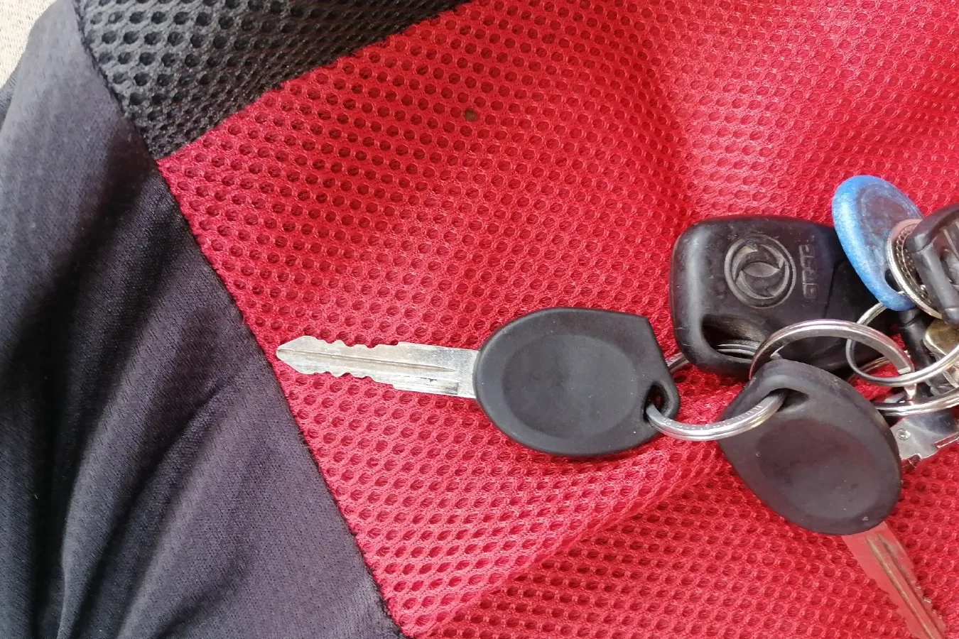 2014 Dongfeng JunFeng 1.3L 88HP L4 5MT,autocango,china used car exporter,china ev exporter,chinese used car exporter,chinese used ev exporter