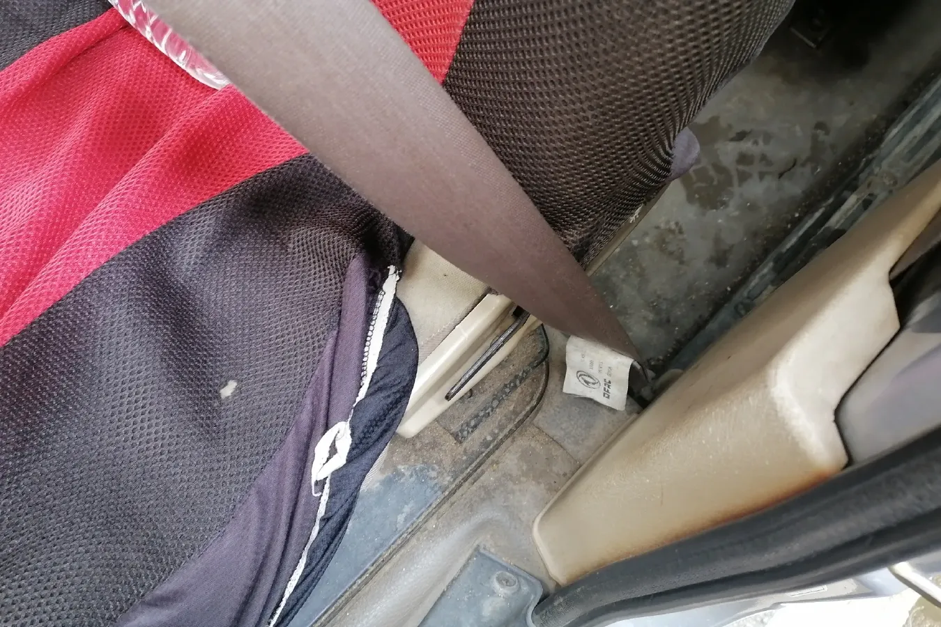 2014 Dongfeng JunFeng 1.3L 88HP L4 5MT,autocango,china used car exporter,china ev exporter,chinese used car exporter,chinese used ev exporter