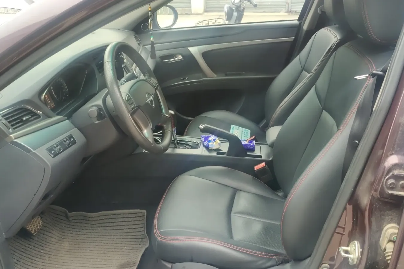 2015 HaiMa M6 1.5T 163HP L4 CVT,autocango,china used car exporter,china ev exporter,chinese used car exporter,chinese used ev exporter