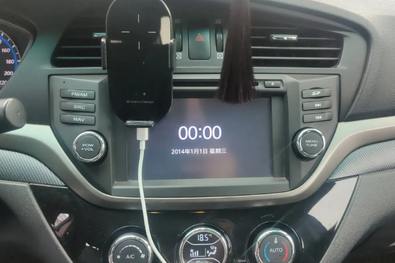 2015 HaiMa M6 1.5T 163HP L4 CVT,autocango,china used car exporter,china ev exporter,chinese used car exporter,chinese used ev exporter