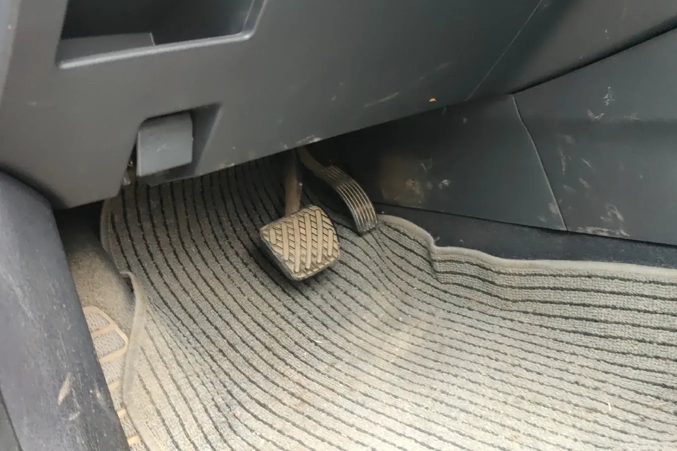 2015 HaiMa M6 1.5T 163HP L4 CVT,autocango,china used car exporter,china ev exporter,chinese used car exporter,chinese used ev exporter